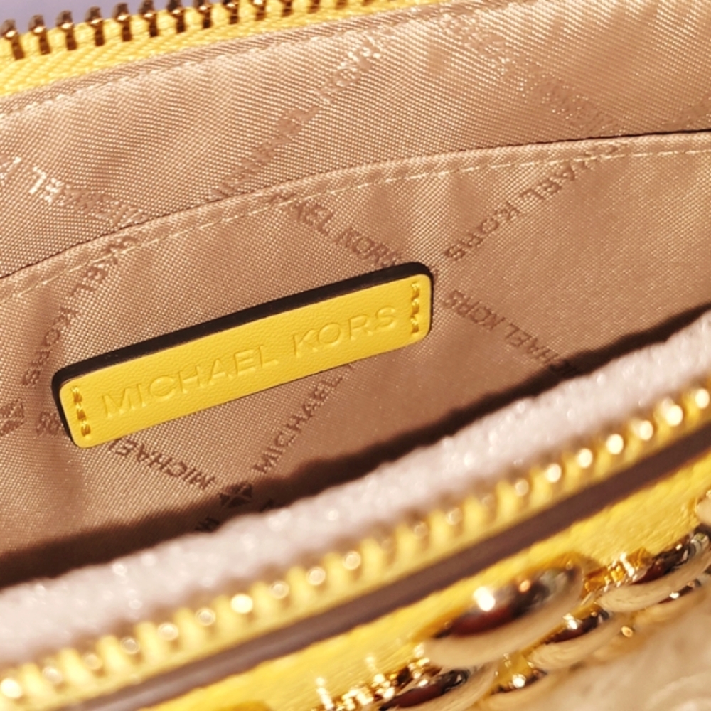 NEW NWT Michael Kors Large Wristlet Wallet Daisy Yellow Studded Pebble Leather - Picture 7 of 7